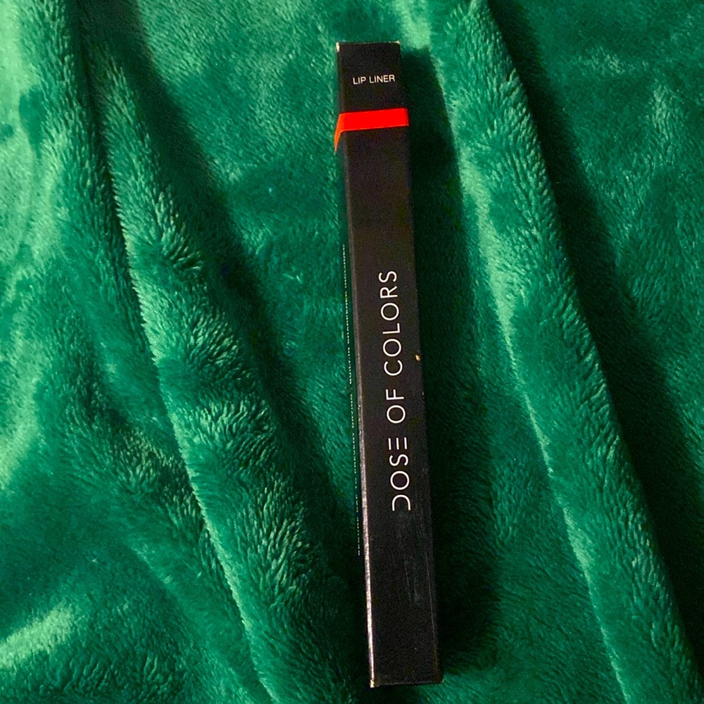 This lip liner in Hot Ticket is absolutely sexy.